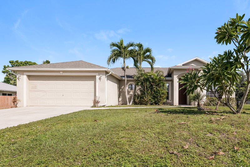1,970/Mo, 1209 SW 11th St Cape Coral, FL 33991 External View