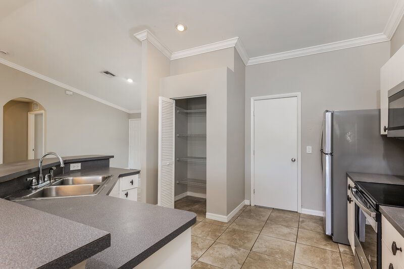 1,970/Mo, 1209 SW 11th St Cape Coral, FL 33991 Kitchen View