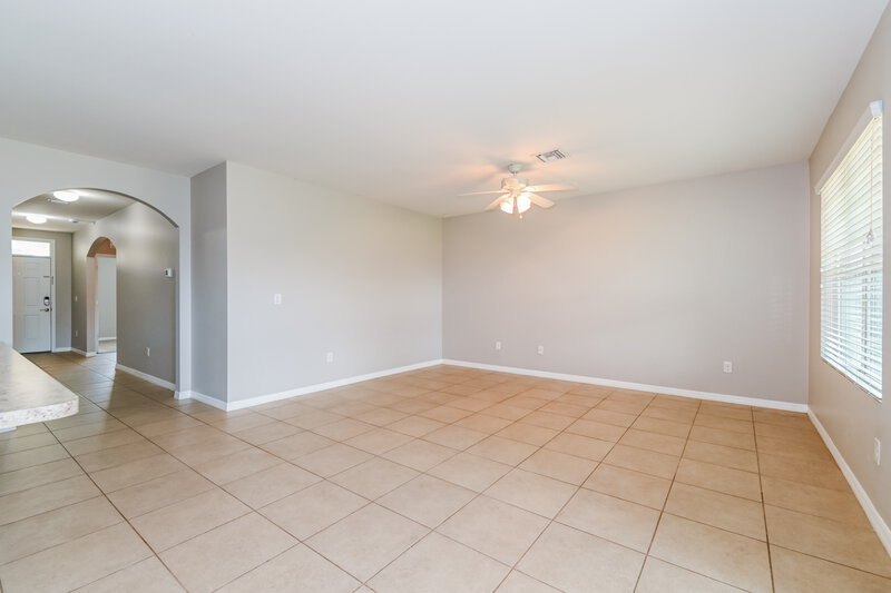 1,600/Mo, 31 NE 9th Pl Cape Coral, FL 33909 Living Room View