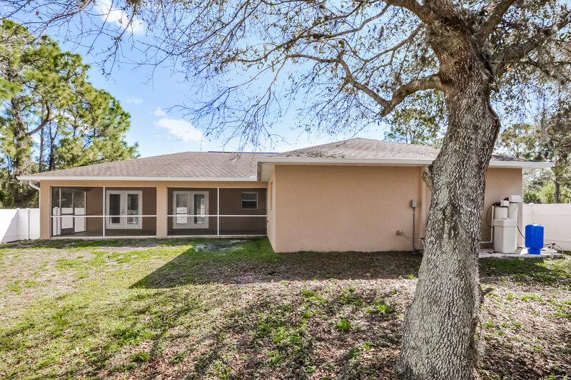 1,935/Mo, 2273 Kalani St North Port, FL 34288 Rear View
