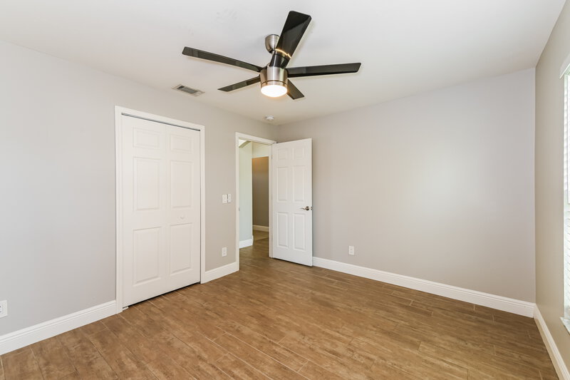 1,830/Mo, 3213 SE Santa Barbara Pl Cape Coral, FL 33904 Bedroom View 3