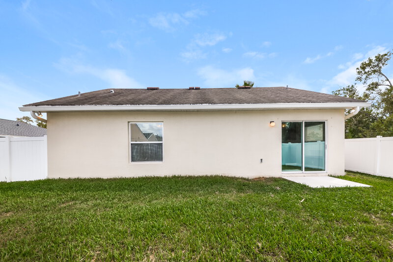 2,030/Mo, 3309 13TH St E Ellenton, FL 34222 Rear View