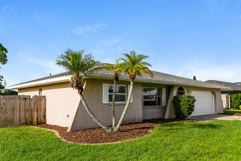 1,635/Mo, 1414 SE 19th Ter Cape Coral, FL 33990 Front View