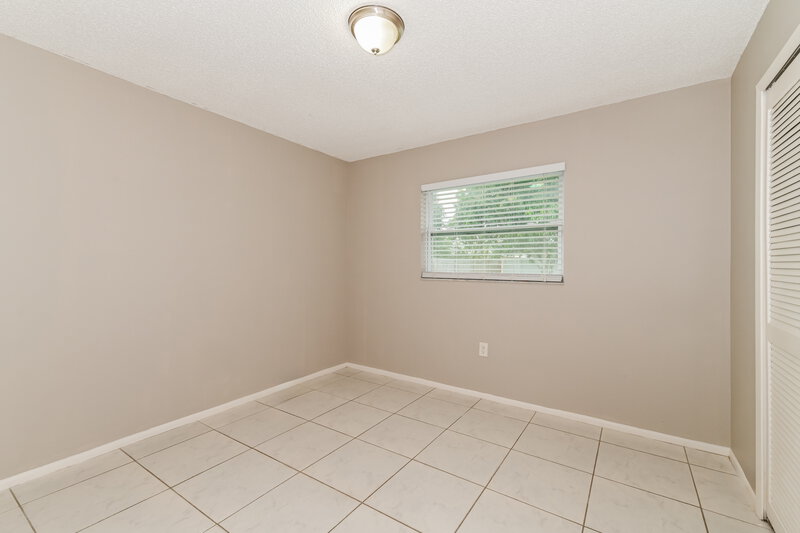 1,635/Mo, 1414 SE 19th Ter Cape Coral, FL 33990 Bedroom View 2