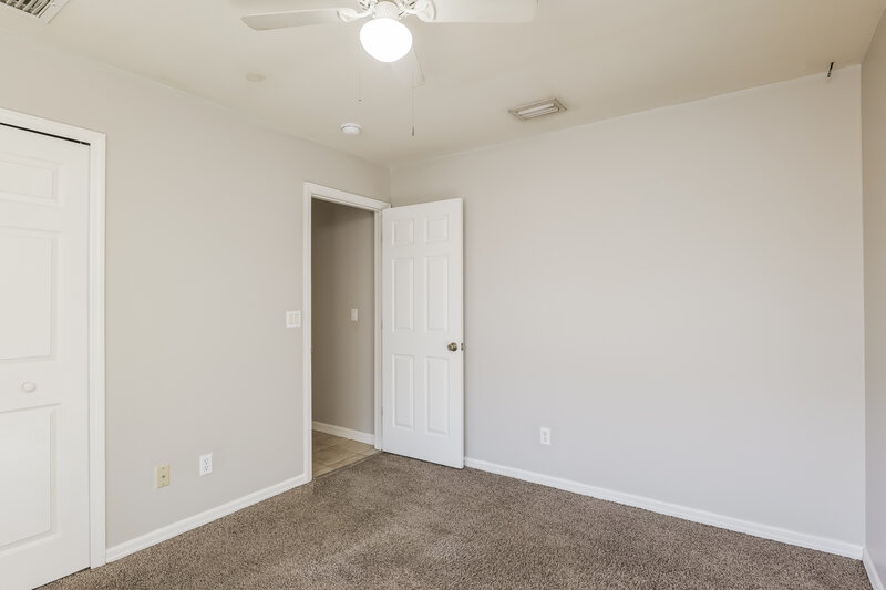 1,720/Mo, 1310 SW 13th Ter Cape Coral, FL 33991 Bedroom View 2