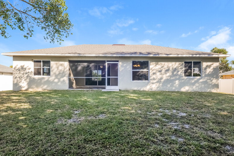 1,720/Mo, 1310 SW 13th Ter Cape Coral, FL 33991 Rear View