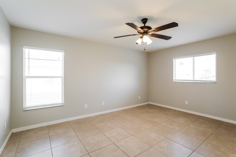 1,950/Mo, 1402 SW 39th Ter Cape Coral, FL 33914 Main Bedroom View 2