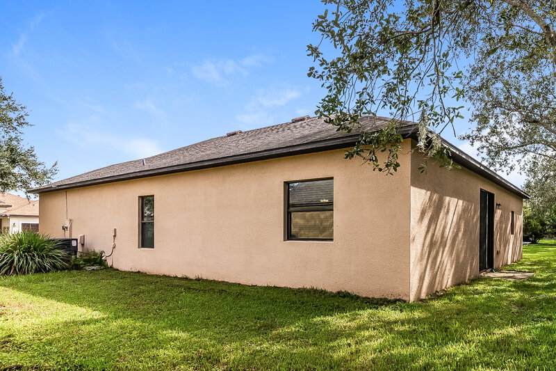 1,975/Mo, 2209 50th Street Cir E Palmetto, FL 34221 Rear View
