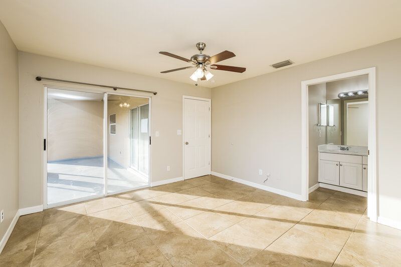 1,835/Mo, 1718 SW 12th Ter Cape Coral, FL 33991 Main Bedroom View