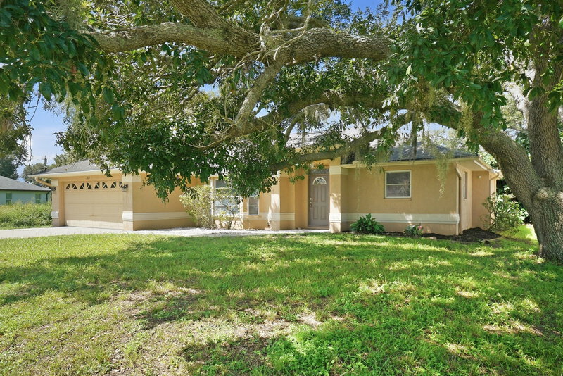 1,850/Mo, 2821 Logsdon St North Port, FL 34287 Front View