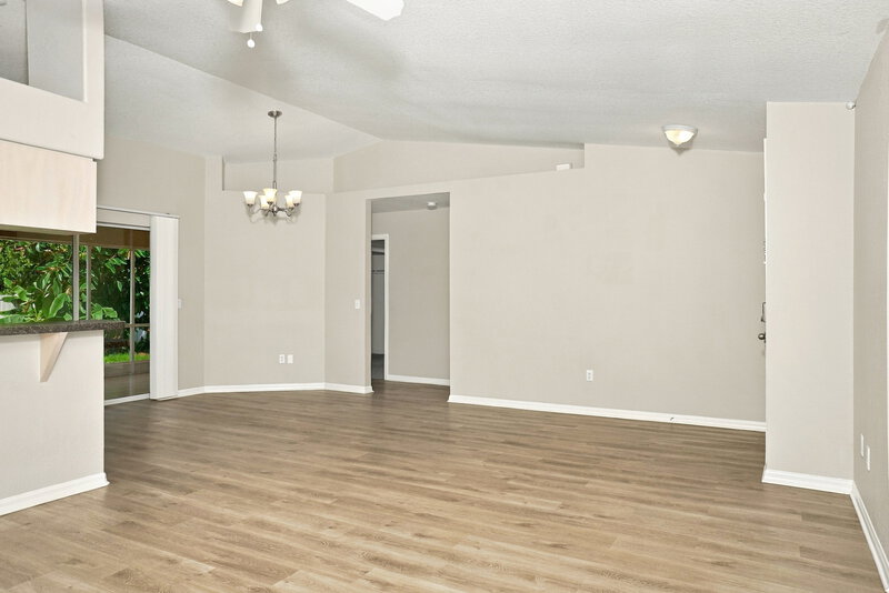 1,850/Mo, 2821 Logsdon St North Port, FL 34287 Dining Room View 2