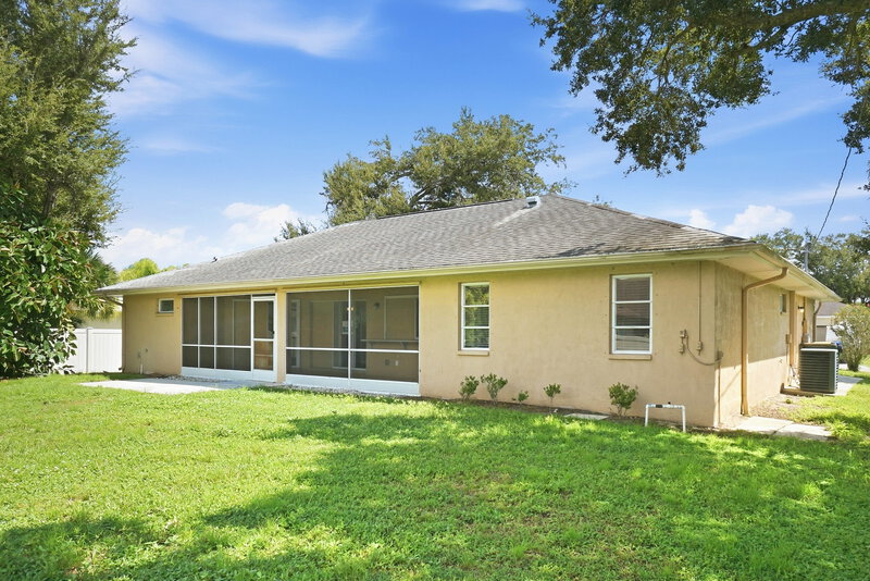 1,850/Mo, 2821 Logsdon St North Port, FL 34287 Rear View