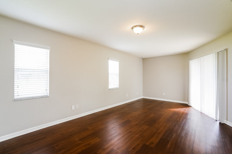 2,220/Mo, 3729 SW 1st Pl Cape Coral, FL 33914 Main Bedroom View