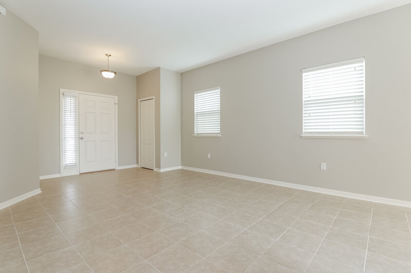 2,250/Mo, 3308 98th St E Palmetto, FL 34221 Family Room View