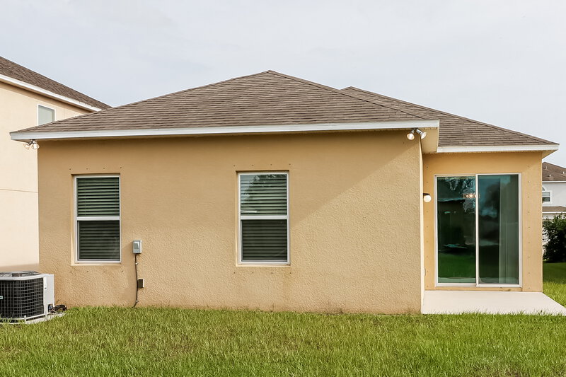 2,250/Mo, 3308 98th St E Palmetto, FL 34221 Rear View