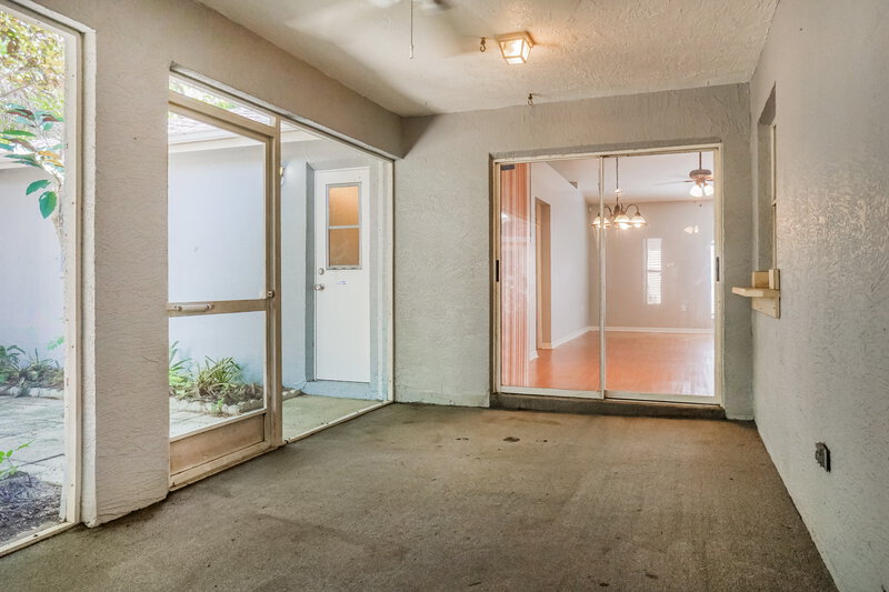 2,220/Mo, 2870 56th Ave Cir E Bradenton, FL 34203 Sun Room View