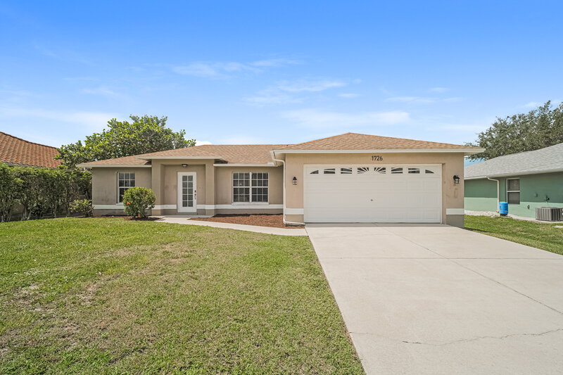 1,880/Mo, 1726 SW 22nd St Cape Coral, FL 33991 External View