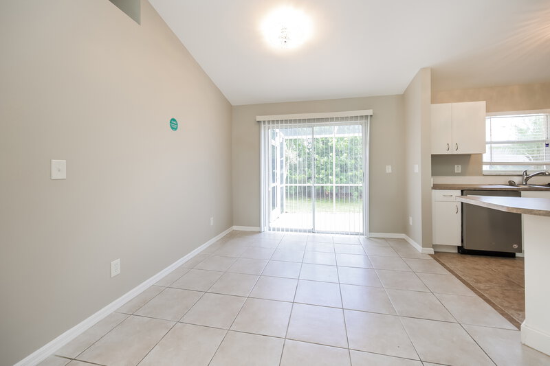 2,800/Mo, 1726 SW 22nd St Cape Coral, FL 33991 Dining Room View