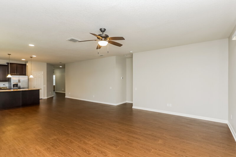 2,605/Mo, 5415 105th Ter E Parrish, FL 34219 Living Room View