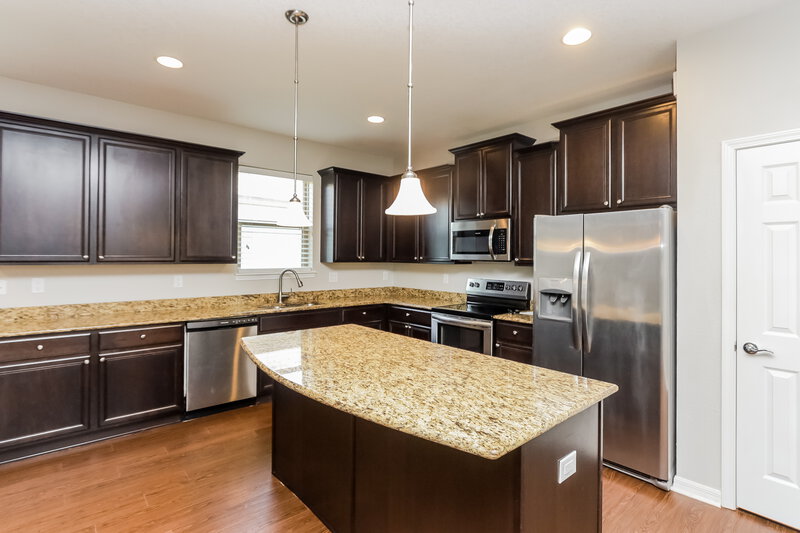 2,605/Mo, 5415 105th Ter E Parrish, FL 34219 Kitchen View