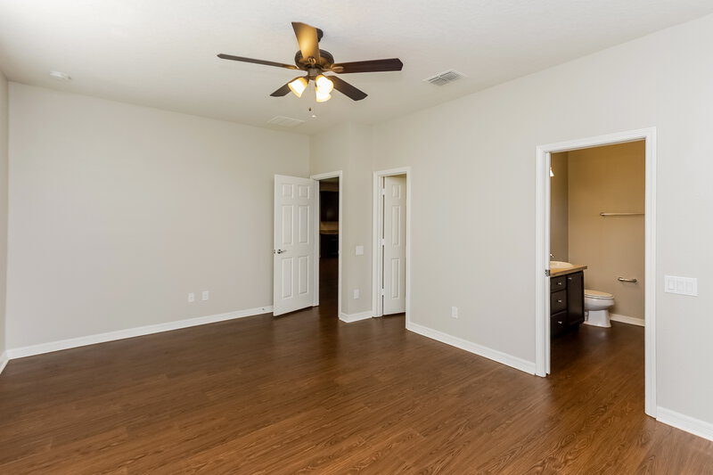 2,605/Mo, 5415 105th Ter E Parrish, FL 34219 Main Bedroom View