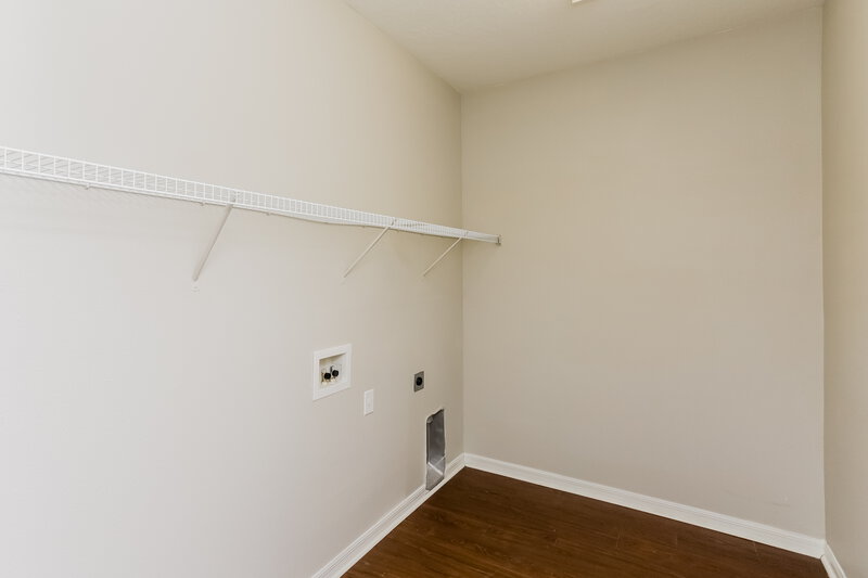 2,605/Mo, 5415 105th Ter E Parrish, FL 34219 Laundry Room View