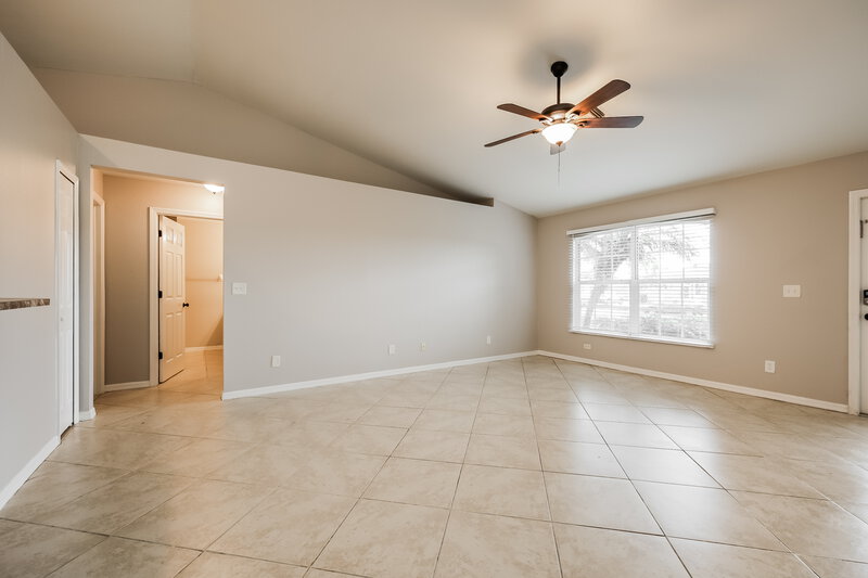 2,450/Mo, 719 Rue Labeau Cir Fort Myers, FL 33913 Living Room View 2