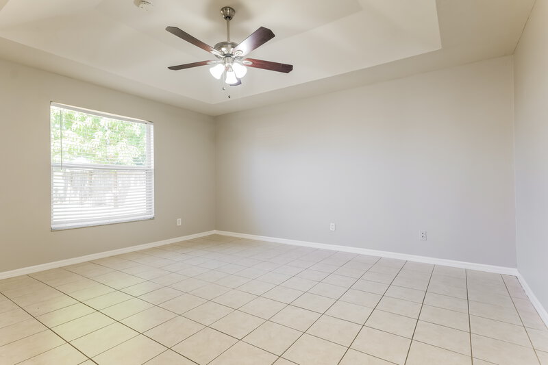 1,730/Mo, 16 NE 20th Ct Cape Coral, FL 33909 Main Bedroom View