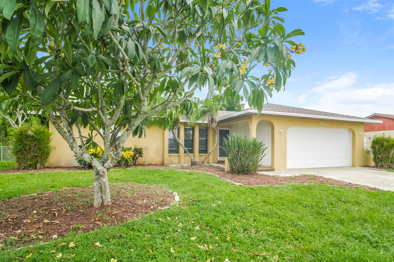 1,625/Mo, 1138 SE 13th St Cape Coral, FL 33990 Front View