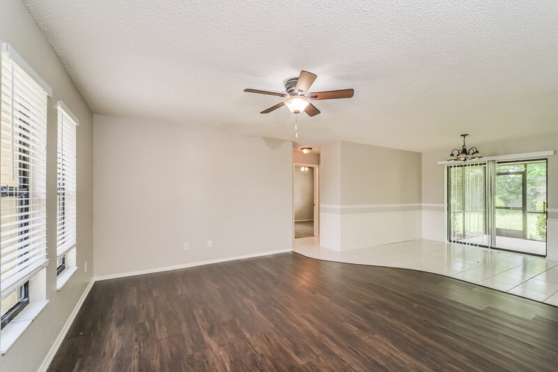 1,625/Mo, 1138 SE 13th St Cape Coral, FL 33990 Living Room View
