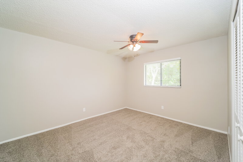 1,625/Mo, 1138 SE 13th St Cape Coral, FL 33990 Main Bedroom View 2