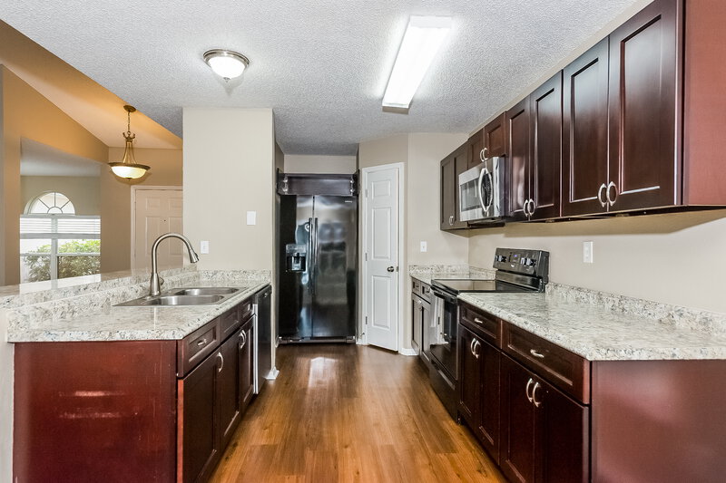 2,695/Mo, 301 112 St E Bradenton, FL 34212 Kitchen View 2