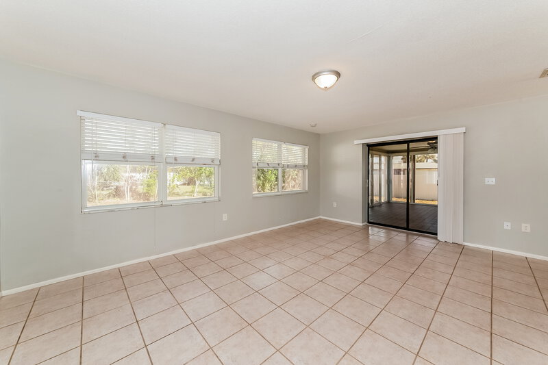 3,070/Mo, 344 Sunnyside Dr Venice, FL 34293 Living Room View 2