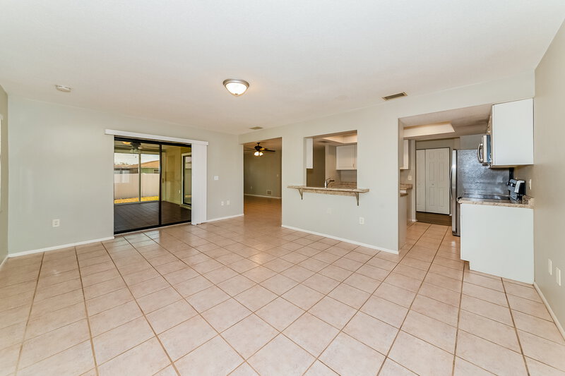 3,070/Mo, 344 Sunnyside Dr Venice, FL 34293 Living Room View 3