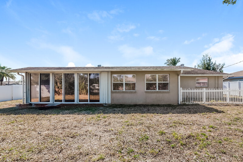 3,070/Mo, 344 Sunnyside Dr Venice, FL 34293 Rear View