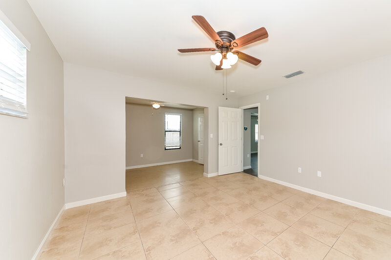 2,525/Mo, 1669 Georgetowne Boulevard Sarasota, FL 34232 Living Room View