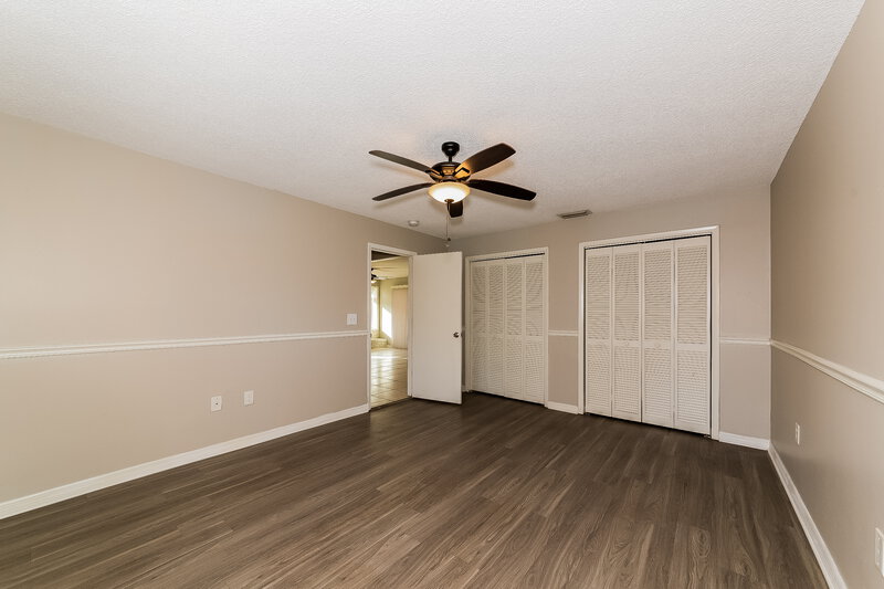 3,980/Mo, 8420 Sylvan Woods Dr Sarasota, FL 34243 Bedroom View 2