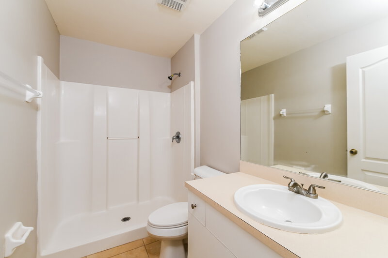 1,730/Mo, 1144 SW 6th Ter Cape Coral, FL 33991 Bathroom View