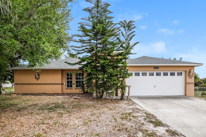 2,395/Mo, 8434 Bamboo Rd Fort Myers, FL 33967 External View