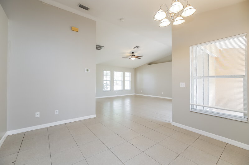 2,395/Mo, 8434 Bamboo Rd Fort Myers, FL 33967 Dining Room View 2