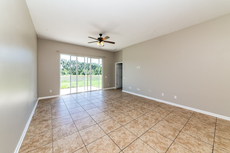 2,060/Mo, 9865 50th Street Cir E Parrish, FL 34219 Living Room View