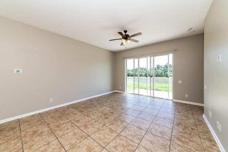 2,060/Mo, 9865 50th Street Cir E Parrish, FL 34219 Living Room View 2
