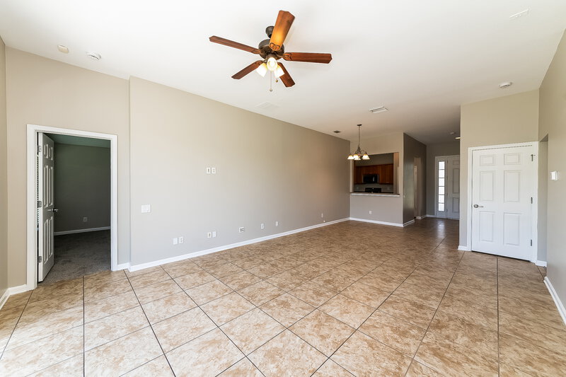 2,060/Mo, 9865 50th Street Cir E Parrish, FL 34219 Living Room View 3