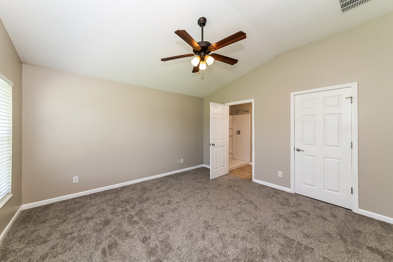 2,060/Mo, 9865 50th Street Cir E Parrish, FL 34219 Main Bedroom View
