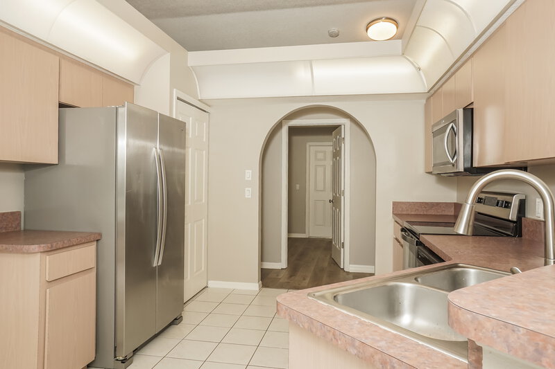 2,465/Mo, 5515 Maccaughey Dr North Port, FL 34287 Kitchen View 2