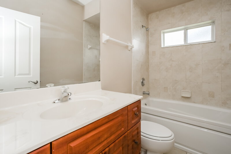 1,710/Mo, 3759 Alwood St North Port, FL 34291 Bathroom View