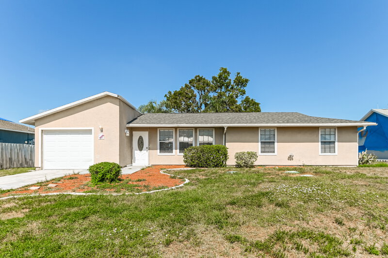 2,070/Mo, 1222 NE 5th Ave Cape Coral, FL 33909 External View