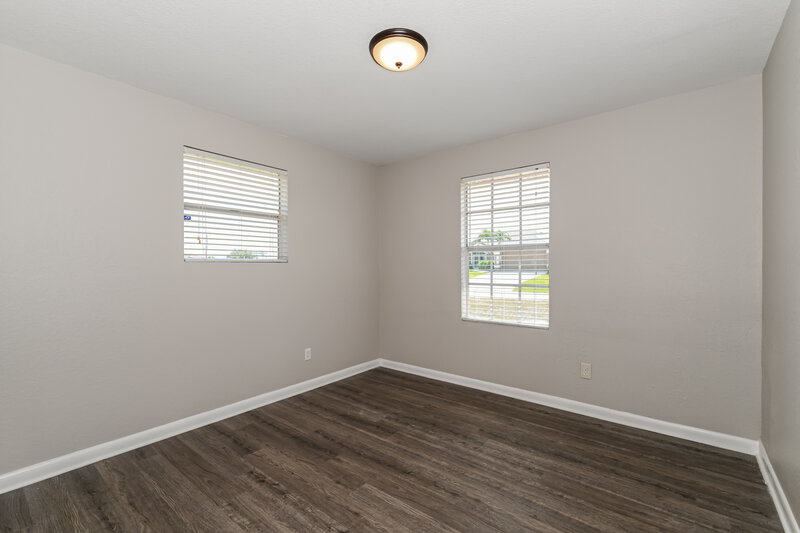 2,070/Mo, 1222 NE 5th Ave Cape Coral, FL 33909 Bedroom View