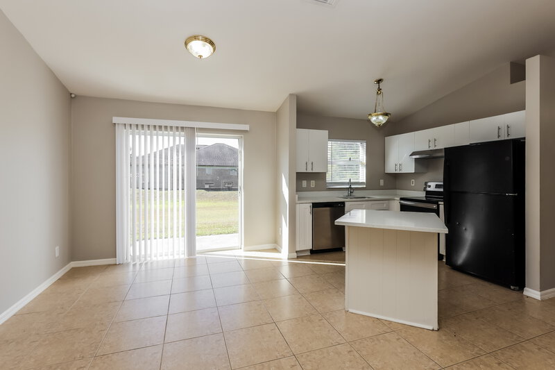 1,480/Mo, 1216 Belgrave St Fort Myers, FL 33913 Dining Room View