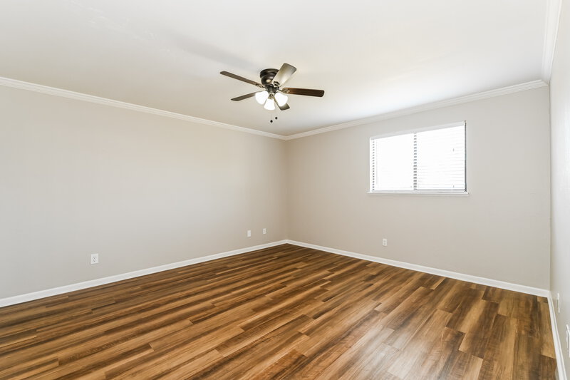 1,635/Mo, 147 SW 29th St Cape Coral, FL 33914 Main Bedroom View